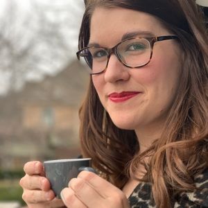 Meet your Posher, Michaela